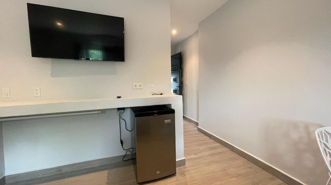 Appartement Whitehouse Boulevard, Close To Mambo Beach And City Centre à Willemstad Extérieur photo