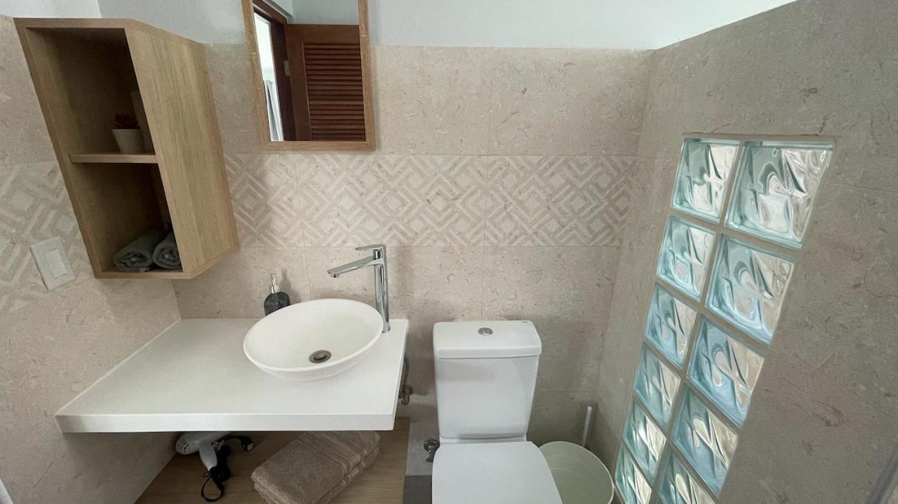 Appartement Whitehouse Boulevard, Close To Mambo Beach And City Centre à Willemstad Extérieur photo